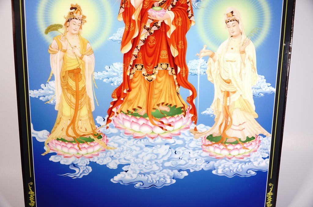 Tranh Tam Thế Phật đứng đài sen hào quang giữa mây trời - 60x40cm