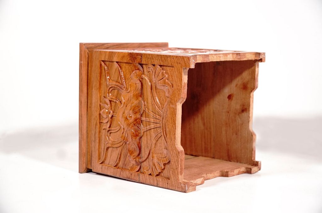 Đôn gỗ Nhất Sơn khối vuông hoa văn sen truyền thống kê tượng chậu cây - Nhiều cỡ