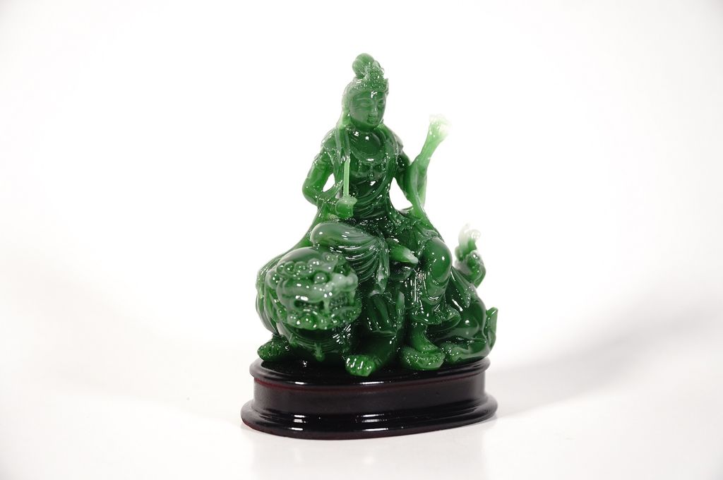 Tượng Phật Văn Thù Bồ Tát cưỡi hổ cẩm thạch xanh - Cao 10cm