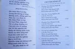 Sách Phật Giáo - Kinh Diệu Pháp Liên Hoa bìa giấy vàng - Thích Trí Tịnh - Chữ to rõ 600 trang