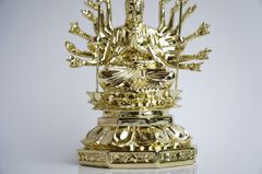 Tượng Phật Chuẩn Đề Thiên Thủ Thiên Nhãn xi mạ vàng - Cao 16cm