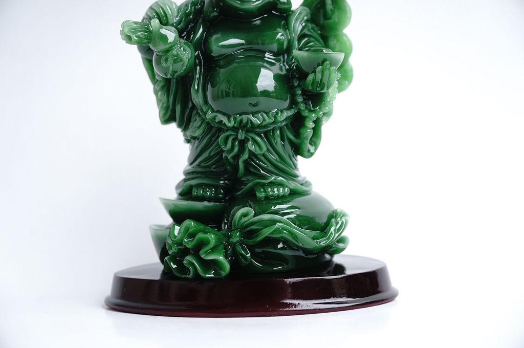 Tượng Phật Di Lặc trên bao tải tiền cẩm thạch xanh cầu tài lộc - Cao 15cm