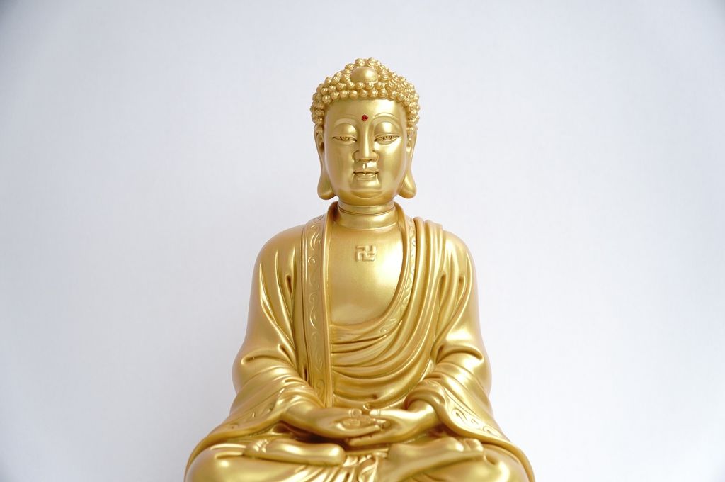 Tượng Phật A Di Đà ngồi nhũ vàng nguyên khối - Cao 30cm