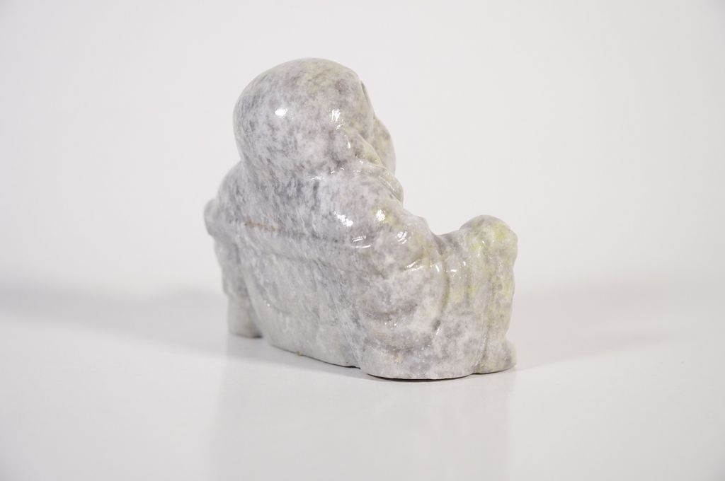 Tượng Phật Di Lặc đá cẩm thạch trắng NGỒI CƯỜI tự nhiên nguyên khối để xe ô tô, bàn làm việc, non bộ - 8cm nhiều màu