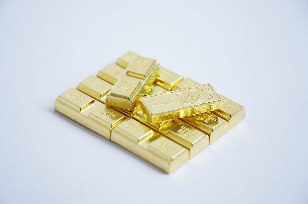 Thỏi vàng nén 9999 chú Thần Tài khối vuông đồng vàng - Dài 3cm dày 0,7cm thờ Thần Tài cầu tài lộc