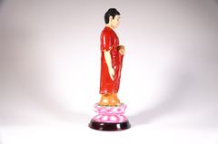 Tượng Phật A Di Đà đứng áo đỏ - Cao 25cm