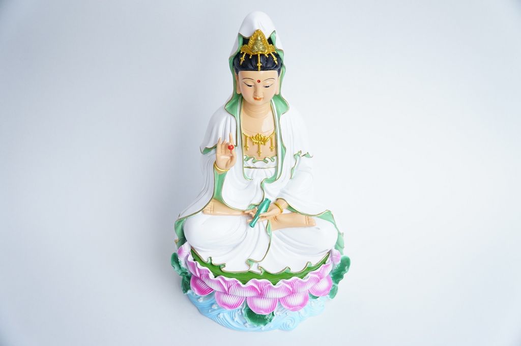 Tượng Phật Quan Thế Âm Bồ Tát ngồi vẽ sắc màu nguyên khối - Cao 30cm
