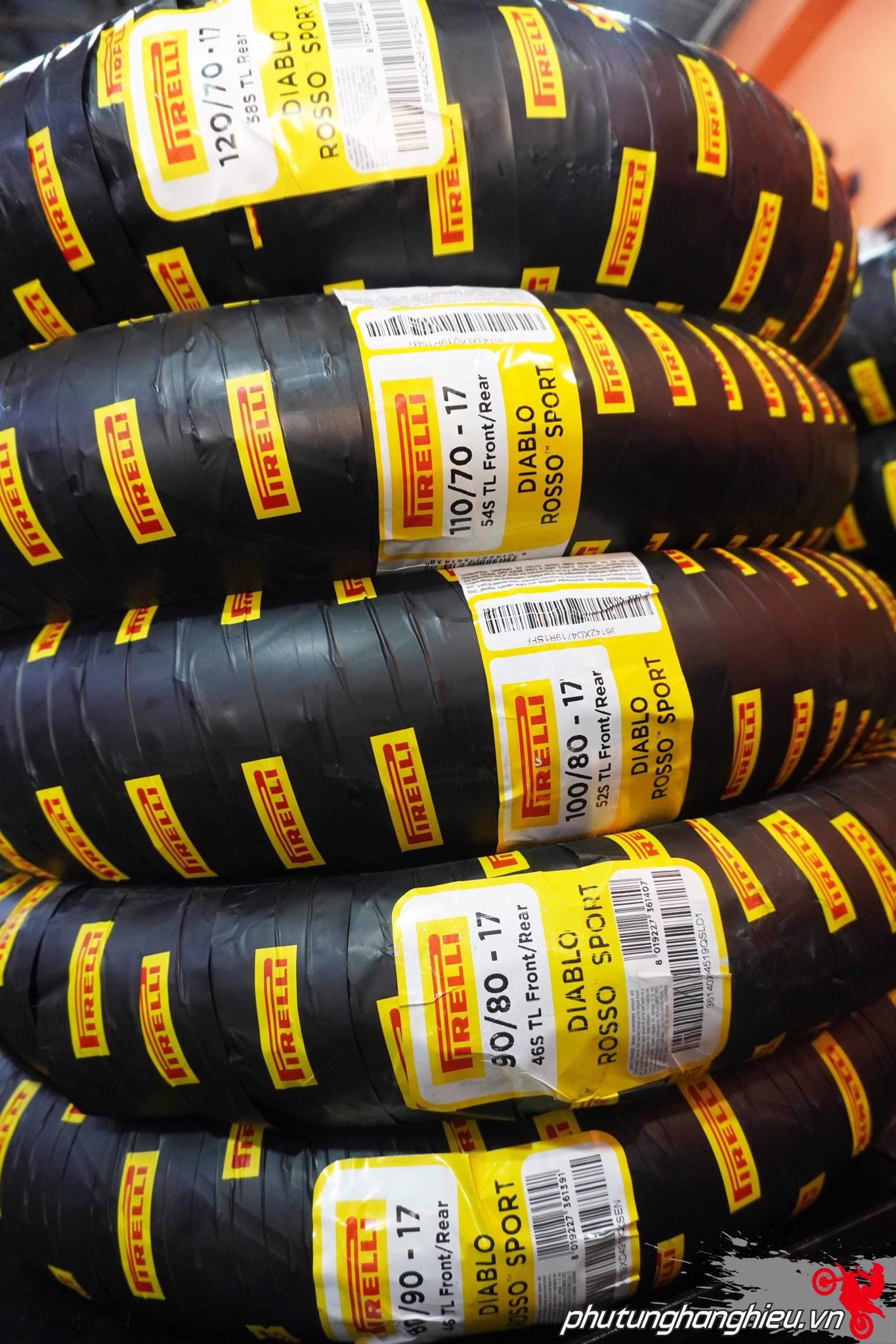 Vỏ Pirelli Diablo Rosso Sport 90/80-17