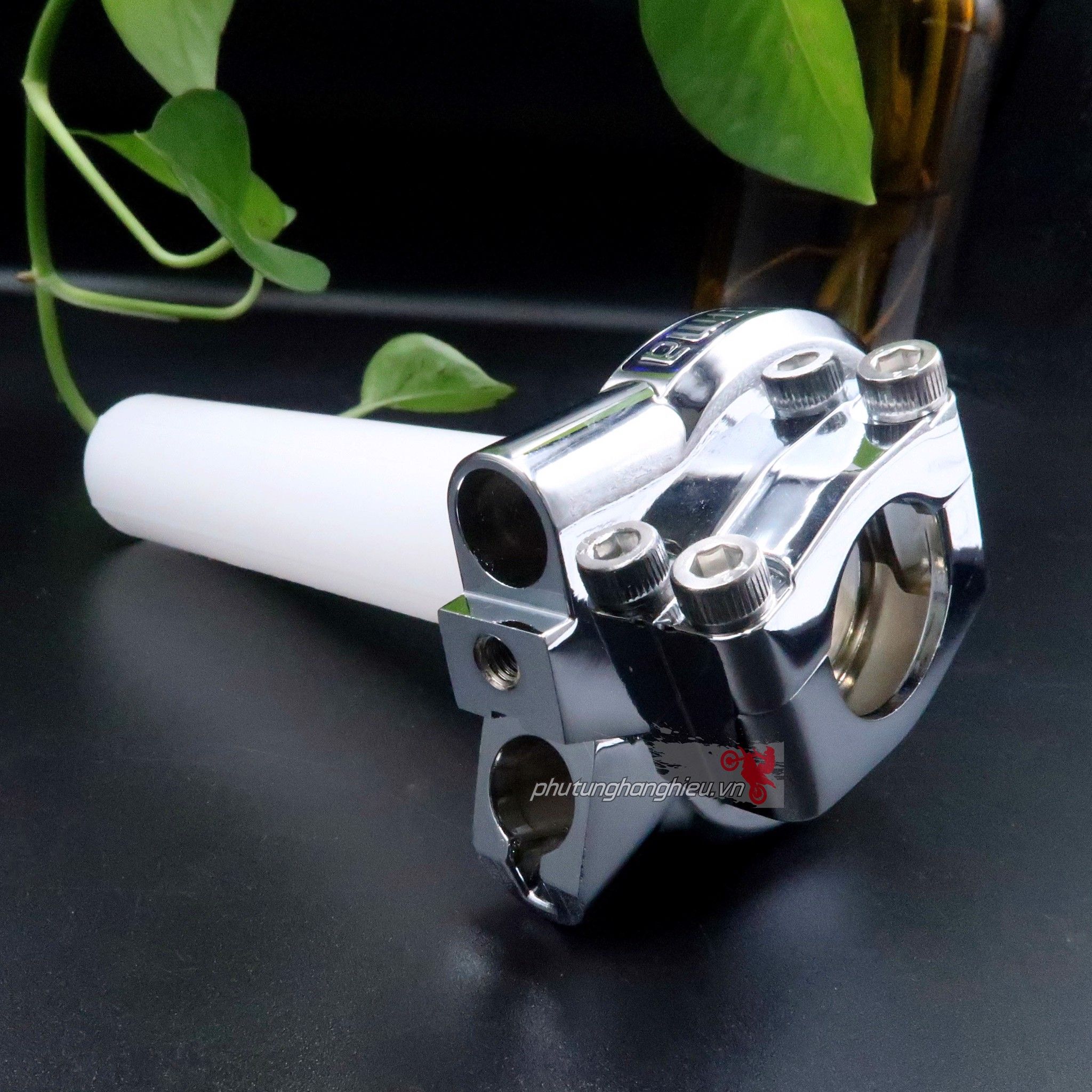 Cùm tăng Uma V3 chính hãng cho Exciter 150