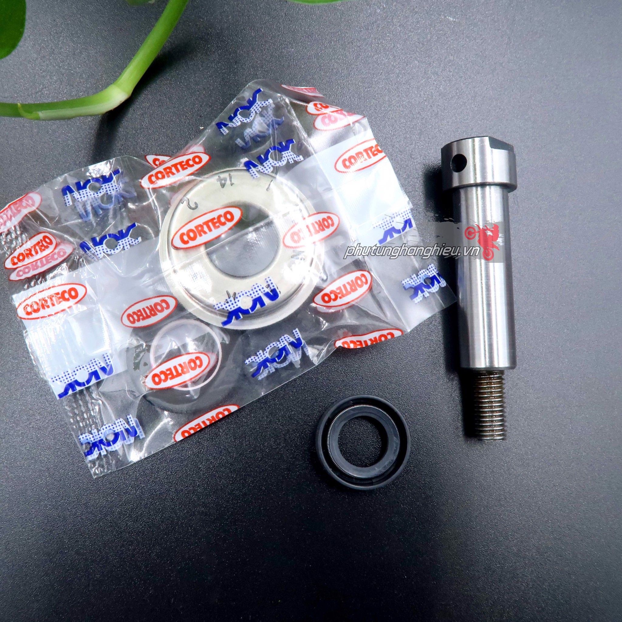 Bộ trục và phốt bơm nước chính hãng NOK cho Honda Winner, Sonic