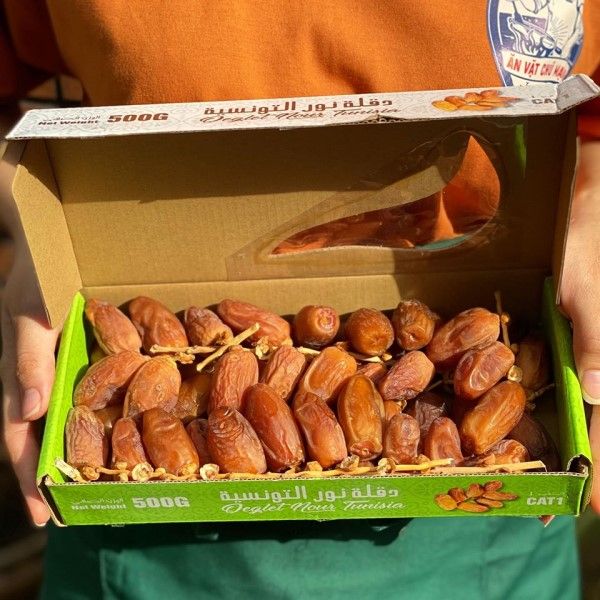 Chà là nguyên cành SANWAN