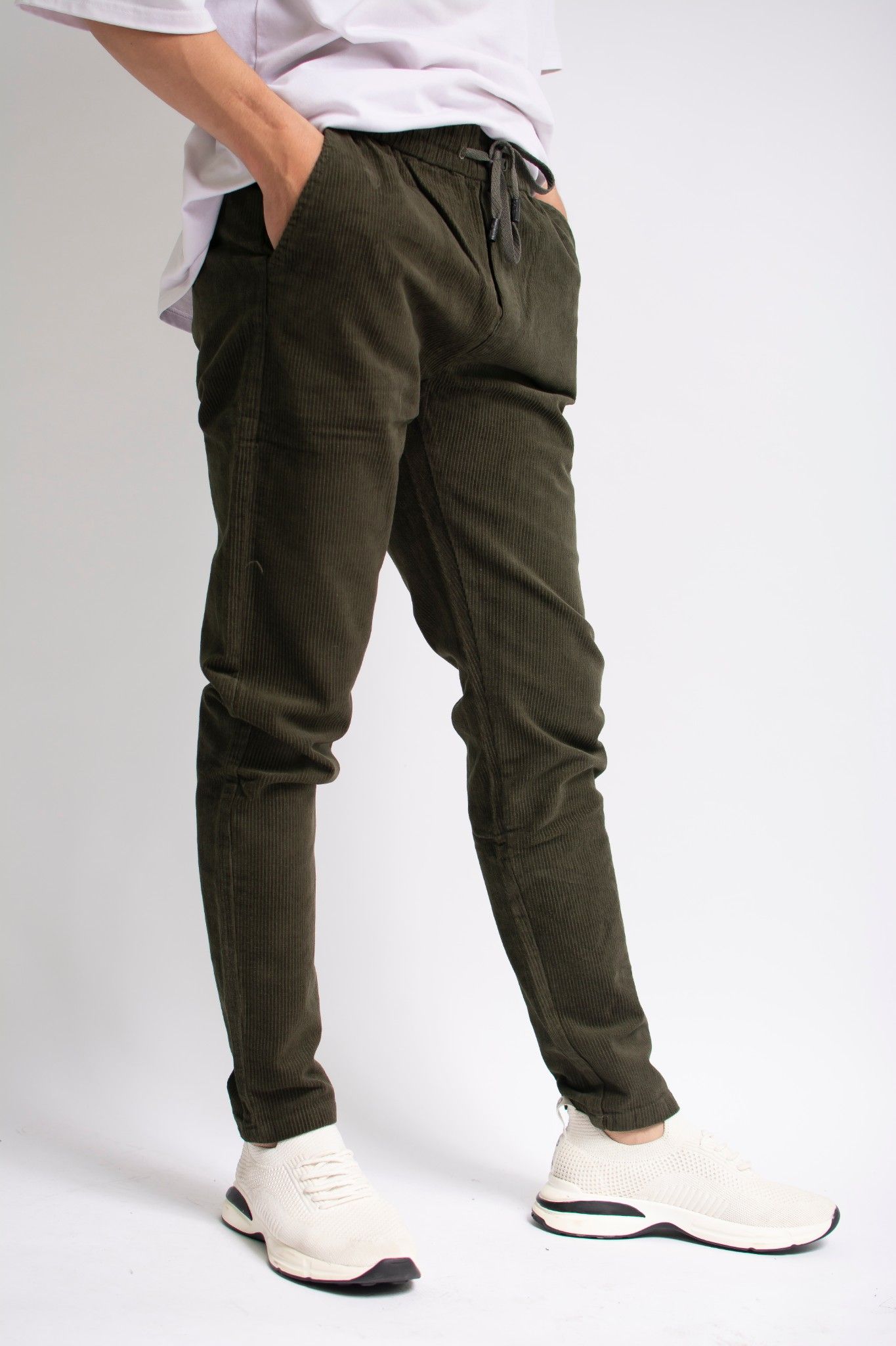Quần Dài Thể Thao Joggers Nam Xanh Rêu - J010