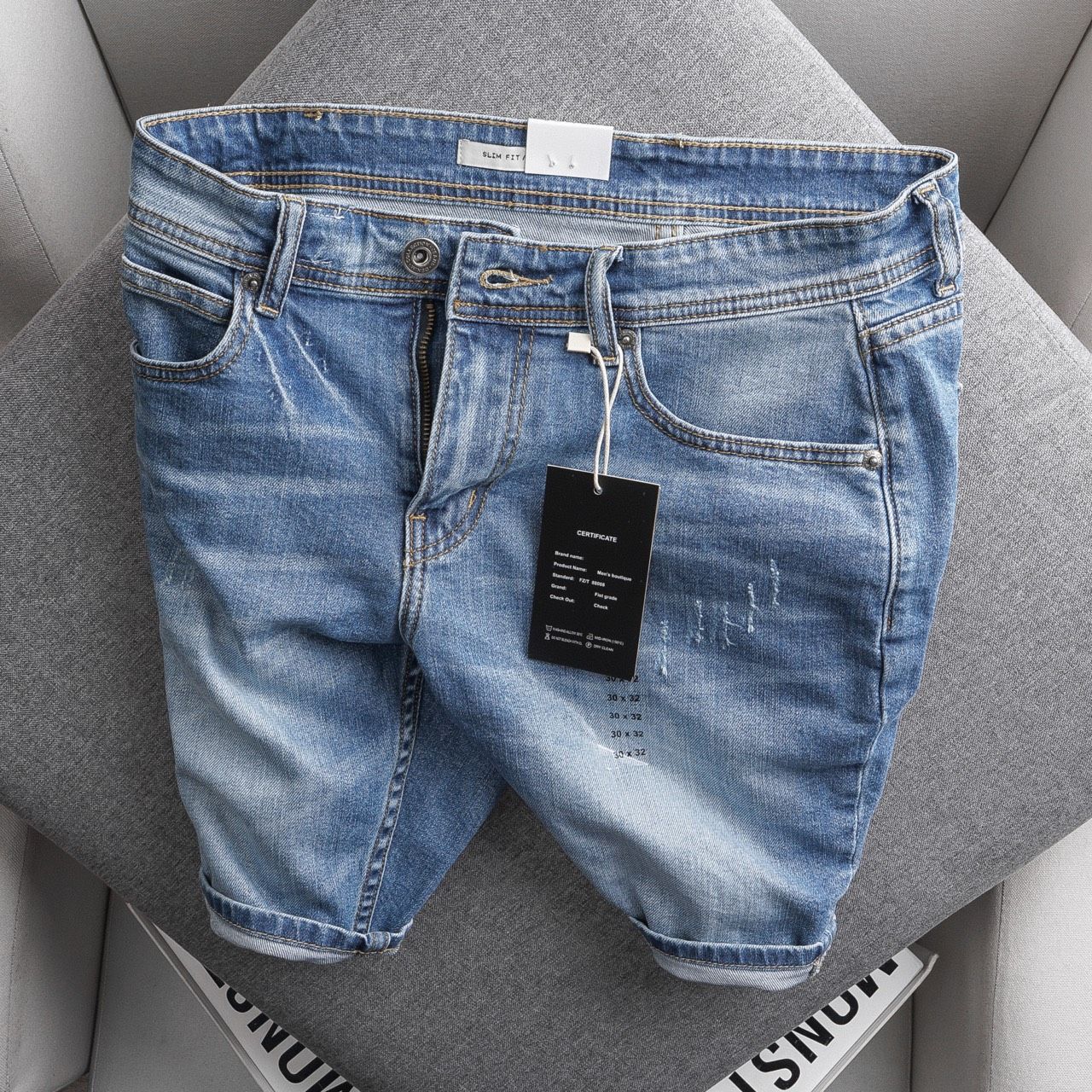 SHORT JEAN B,MONKEY XỊN