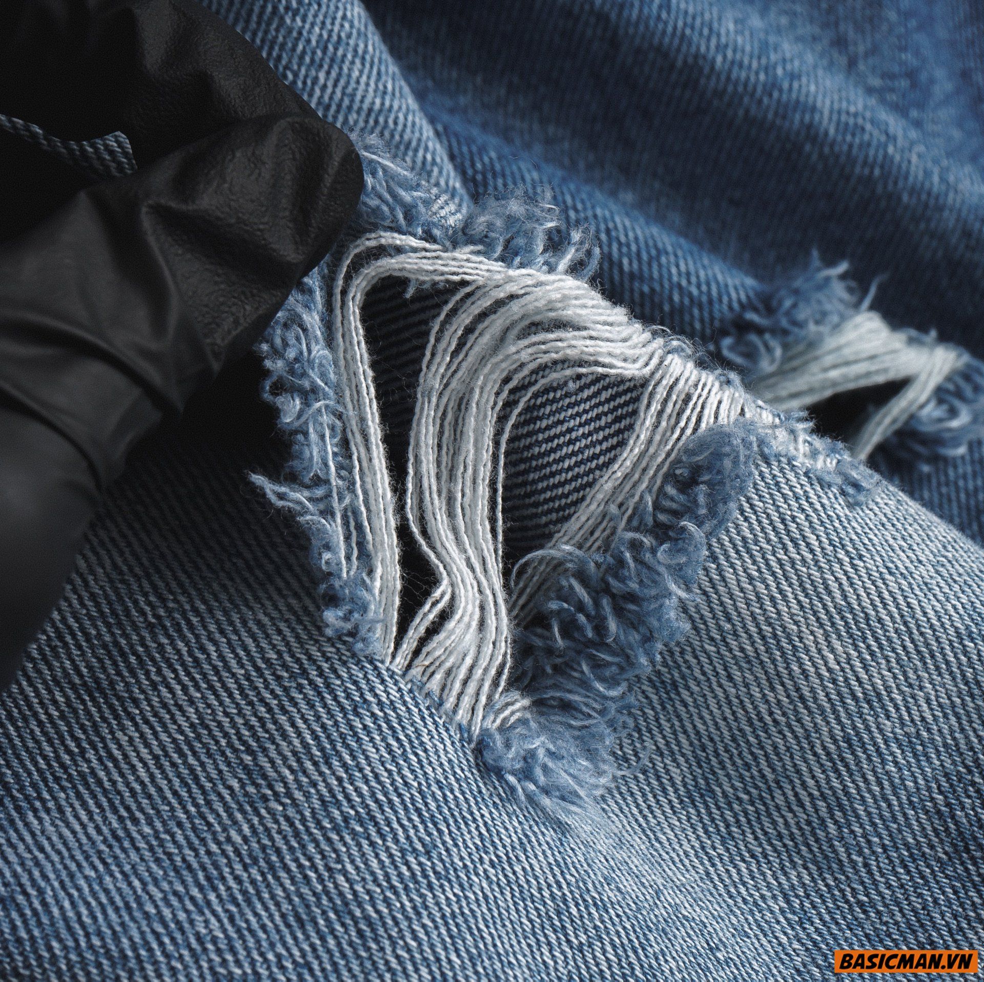 SHORT JEAN P.BEAR 111-114