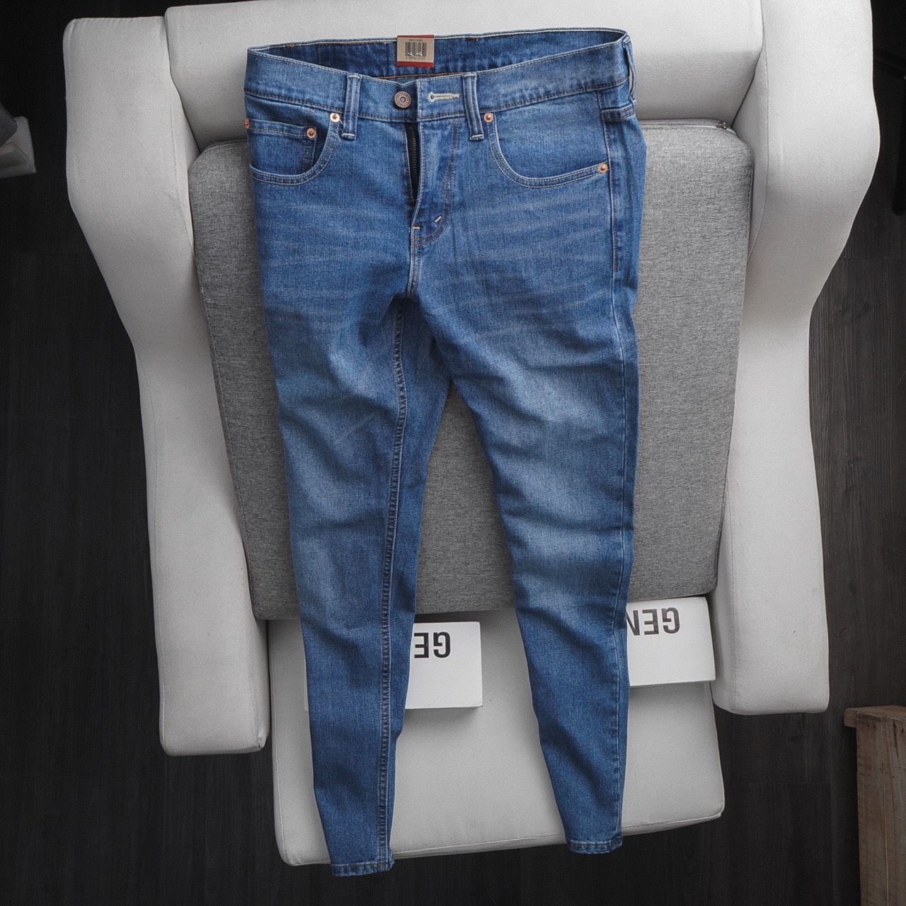 JEAN L.VI'S 225