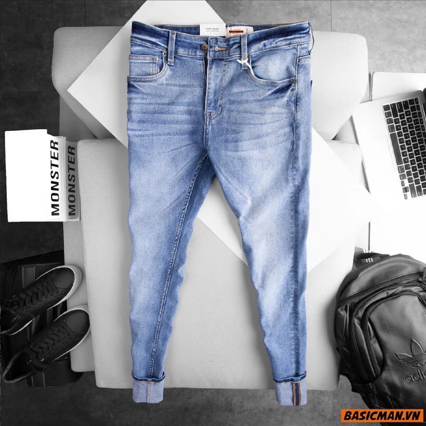JEAN PB 007