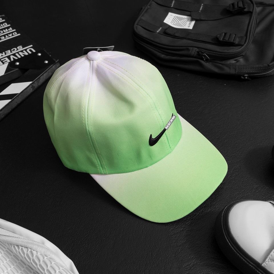 NÓN NIKE