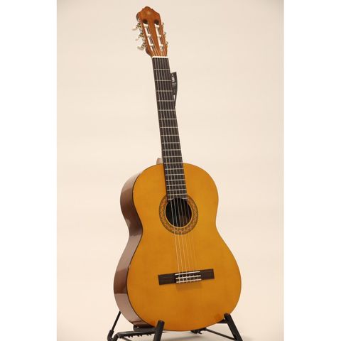 Đàn guitar Classic Guitar Yamaha C40