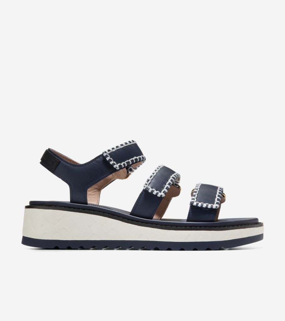 grandpr daylin wdg triple strap sandals