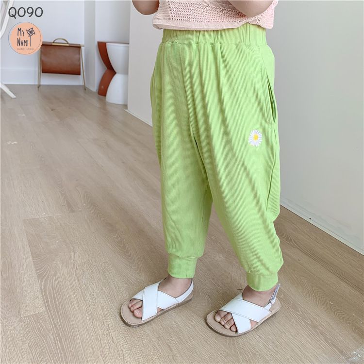 Q090 - 4 MÀU