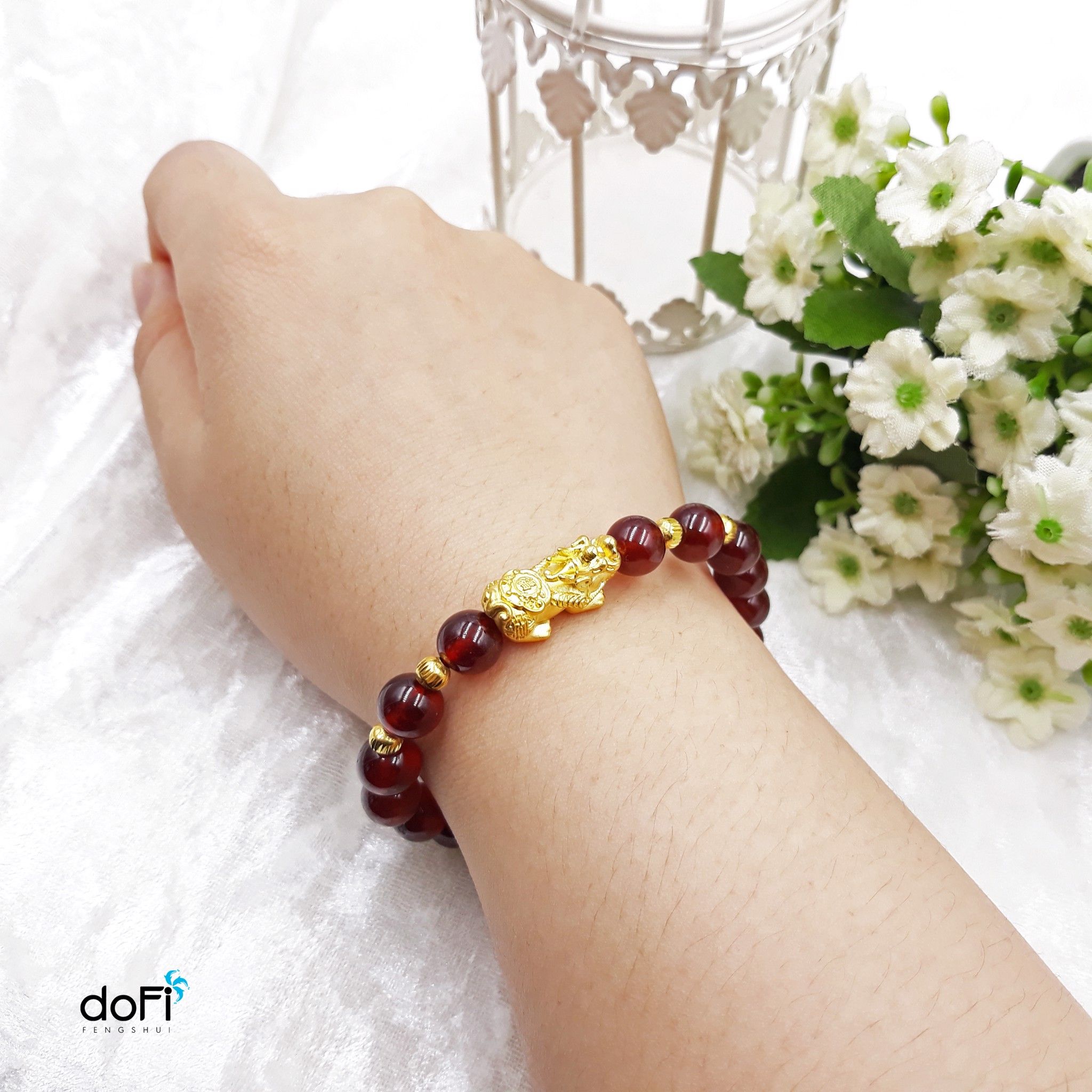  Vòng đá Garnet phối Tỳ Hưu Vàng 24k 