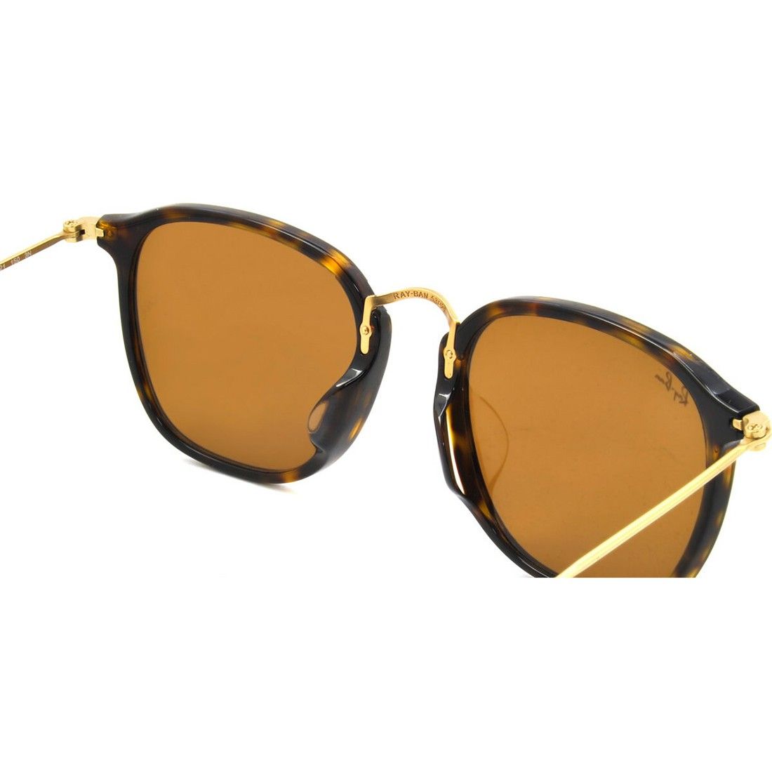 Kính mát Rayban RB2448NF 902