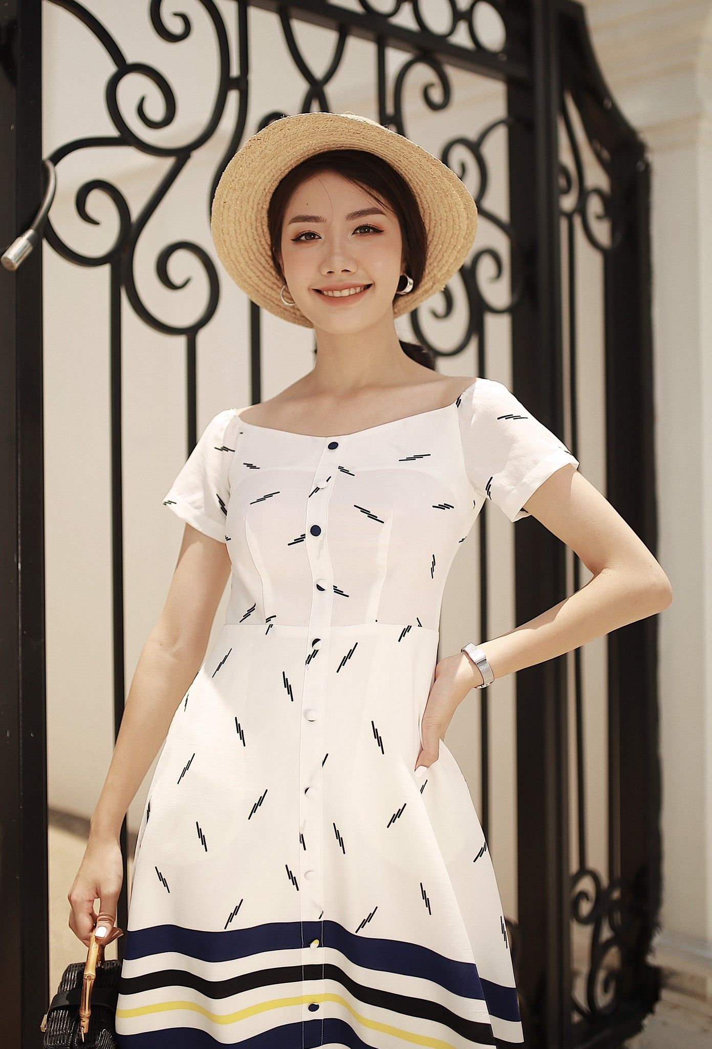 Đầm trễ vai 68500204 -2