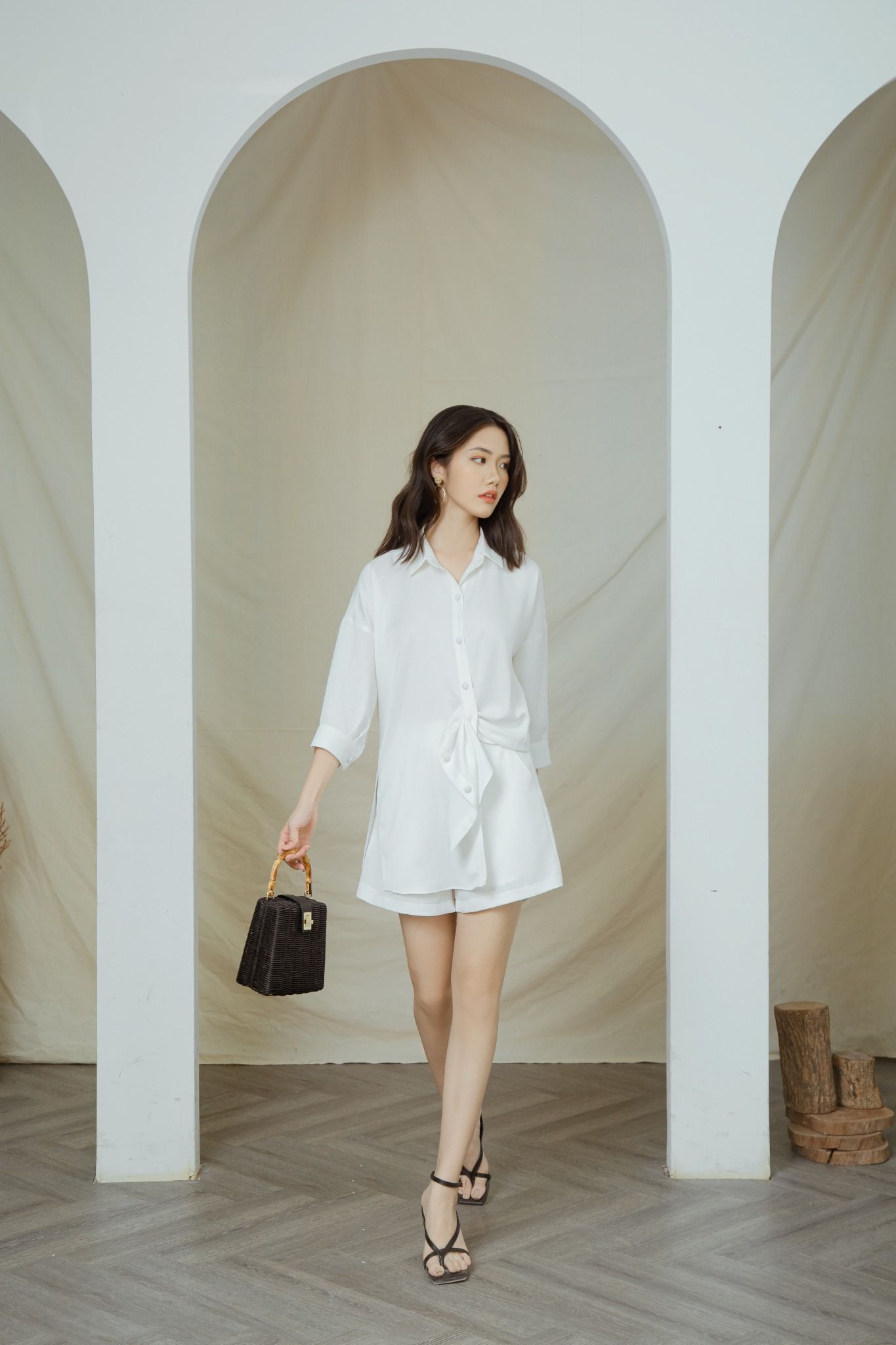 Áo sơ mi 21051511 Quần short 21055103