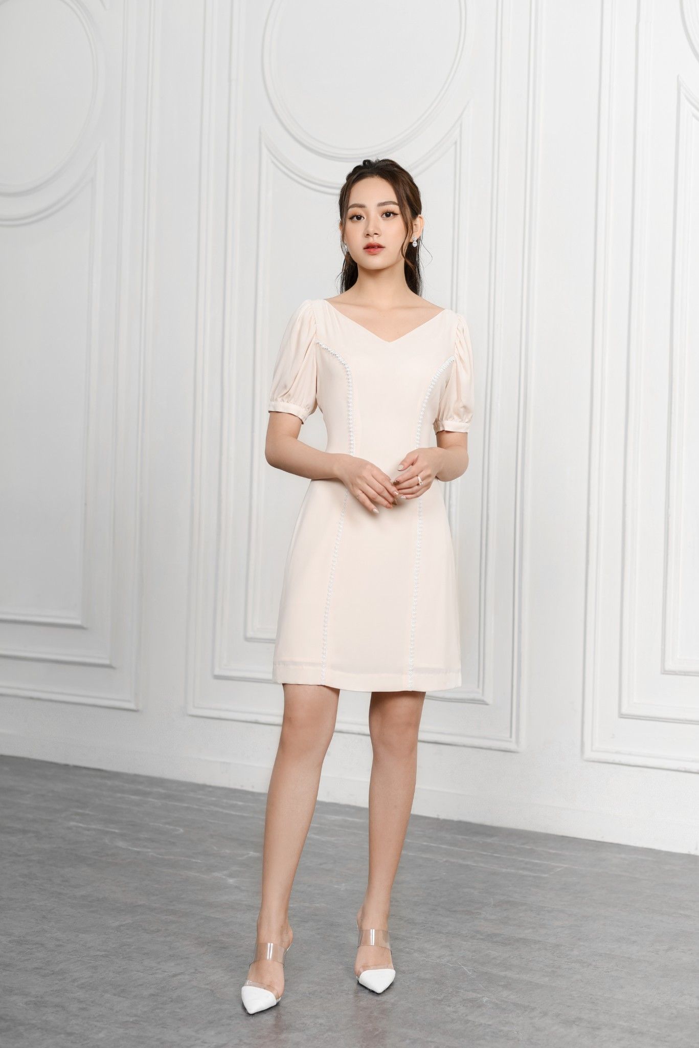 Đầm liền cổ V 6730611T8-1