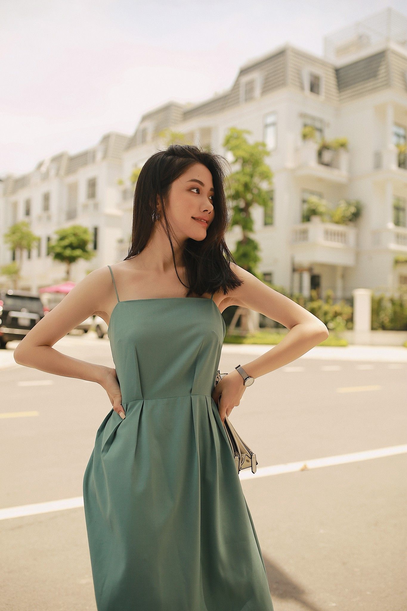 Đầm 2 dây xếp ly eo 500219