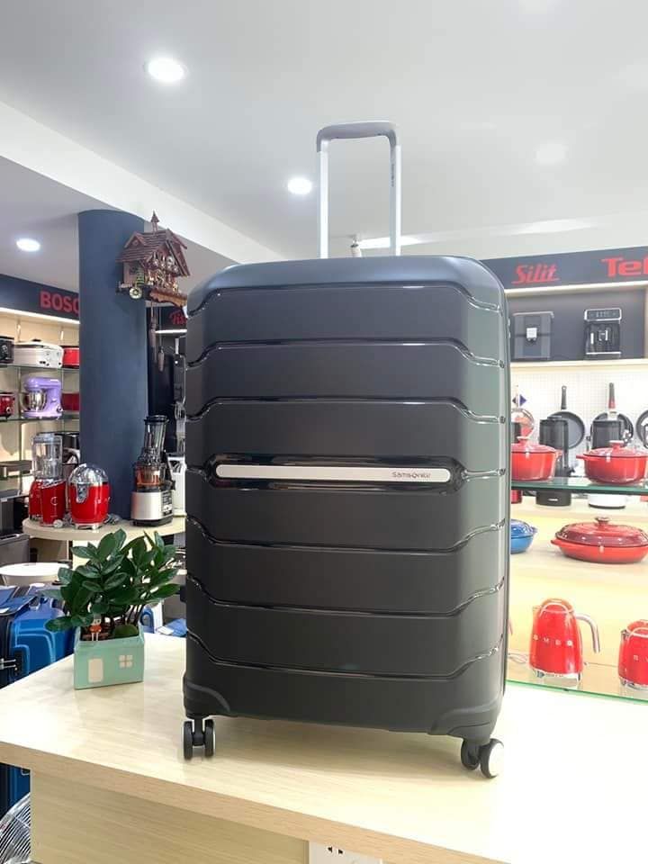 vali samsonite dong freeform size 28 inches