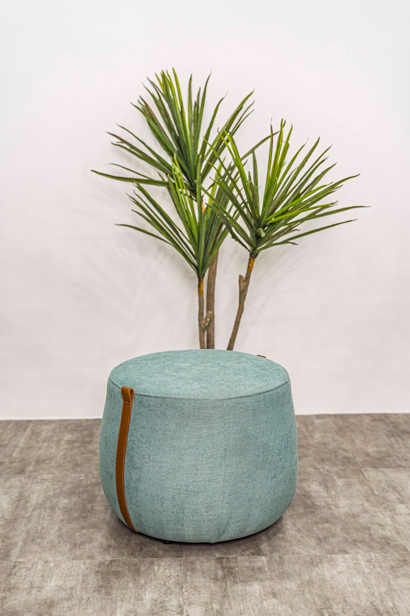 Ghế Đôn Barrel - Màu Xanh Ngọc