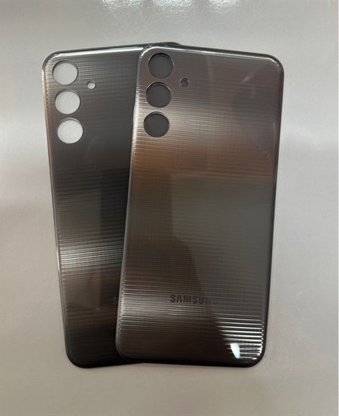 Lưng Samsung M15 Xám