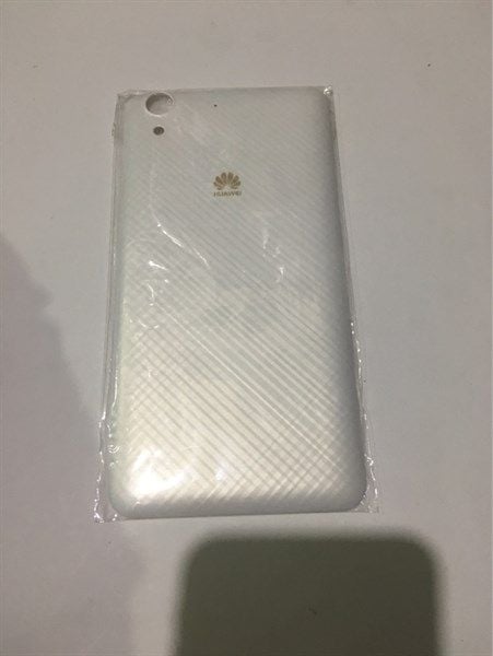 Lưng Huawei Y6ii/ Cam L21 Trắng