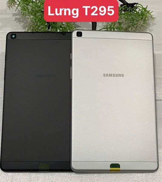 Lưng Samsung Tab T295 Bạc