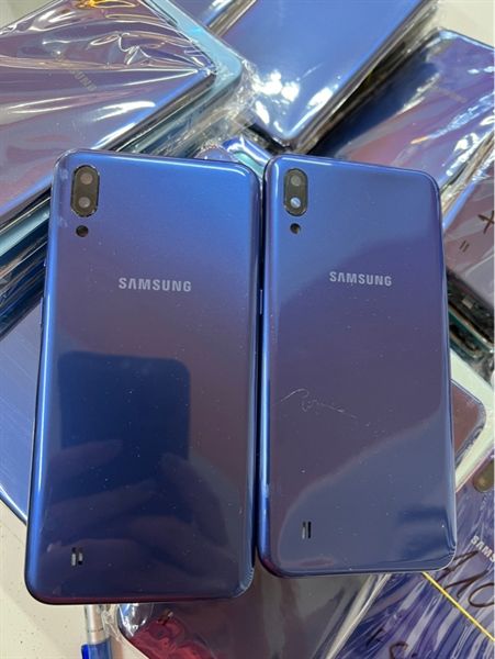 Vỏ Bộ Samsung M10 Xanh (ks kc)