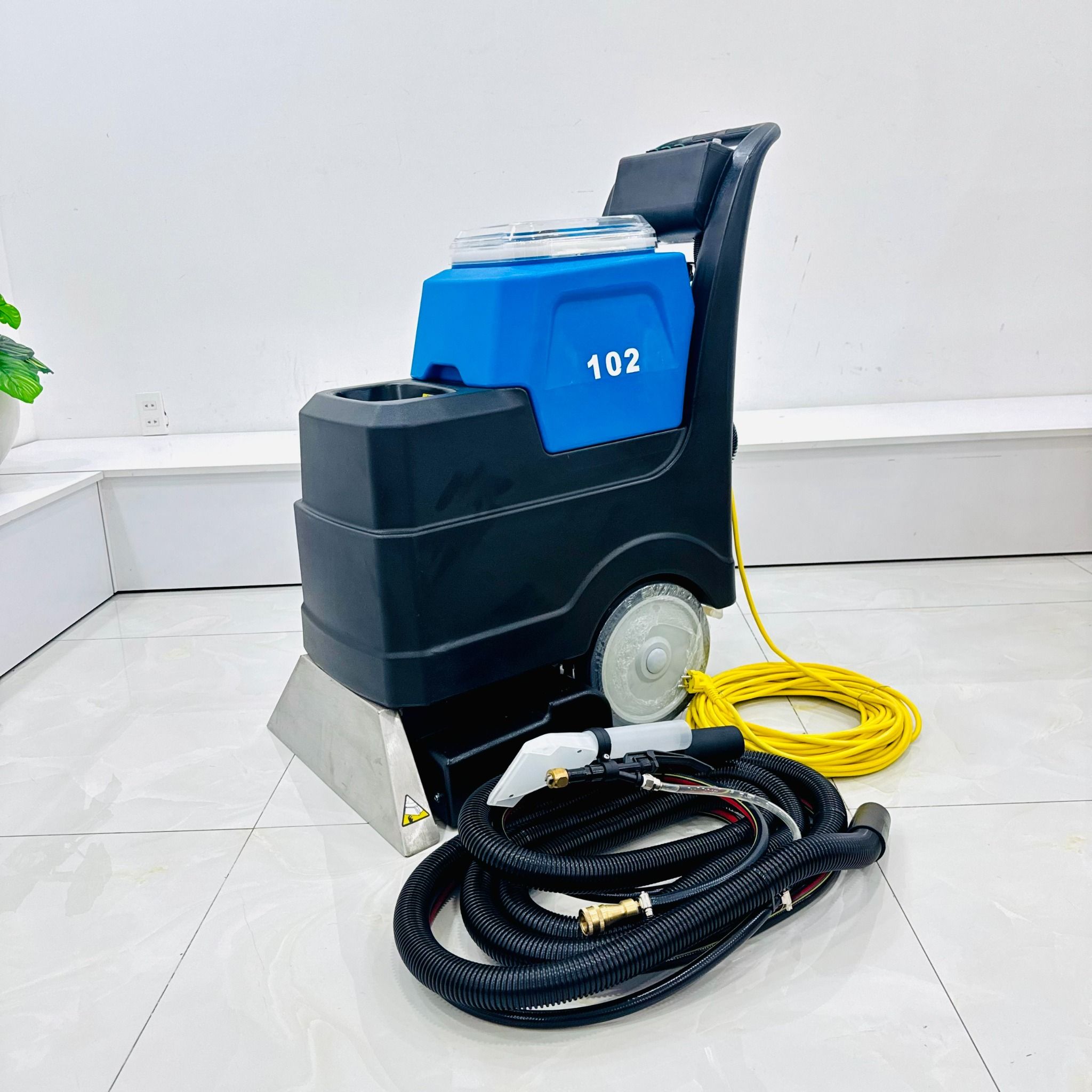 Máy giặt thảm phun hút HiClean HC102