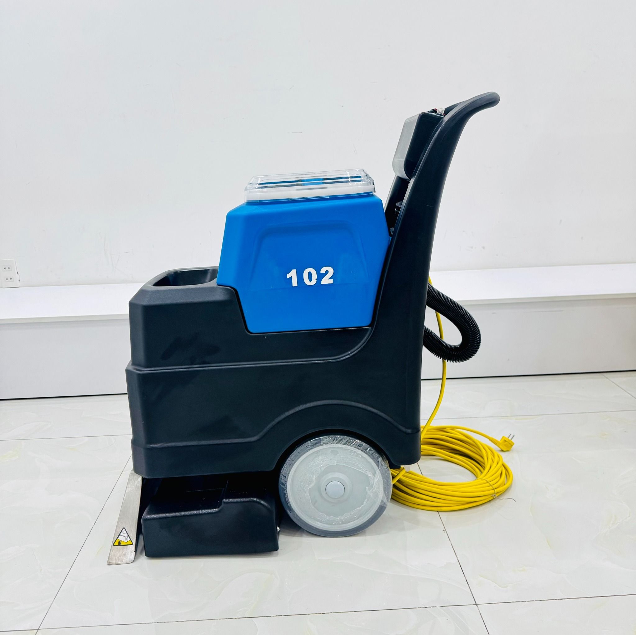 Máy giặt thảm phun hút HiClean HC102