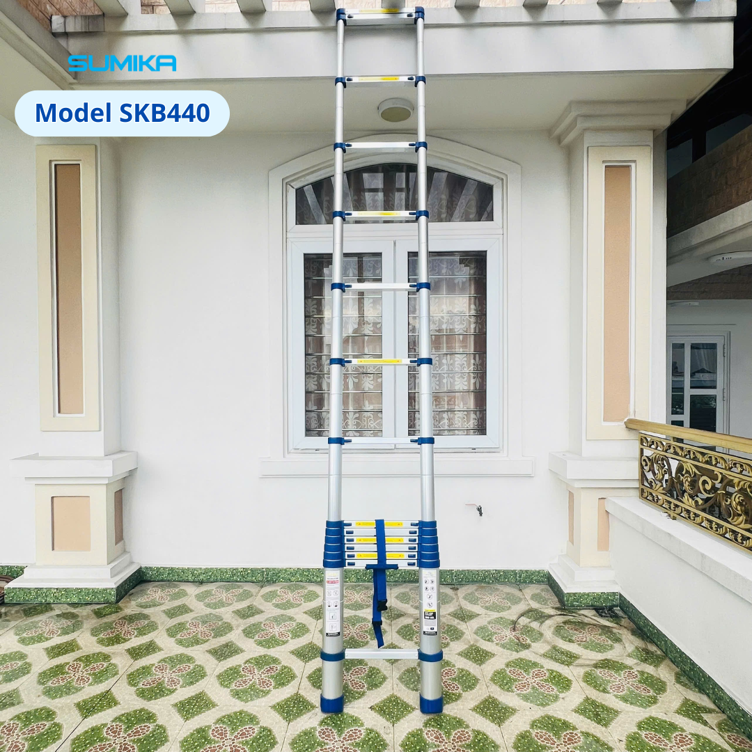 Thang rút nhôm Sumika SKB440, đai xanh, chiều cao 4.4m