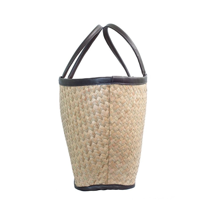 Giỏ cỏ bàng trơn viền quai đen