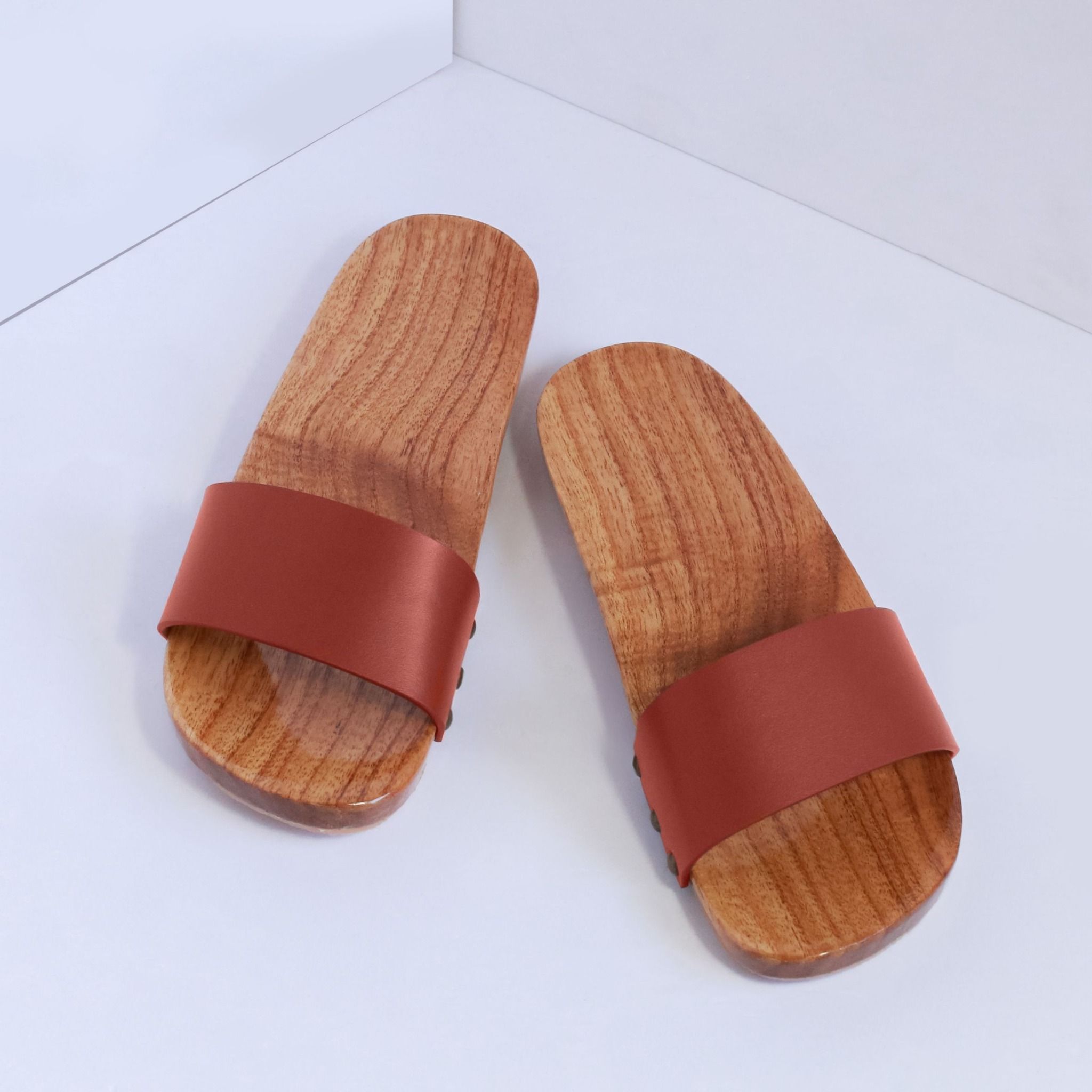 Guốc 2F B184
