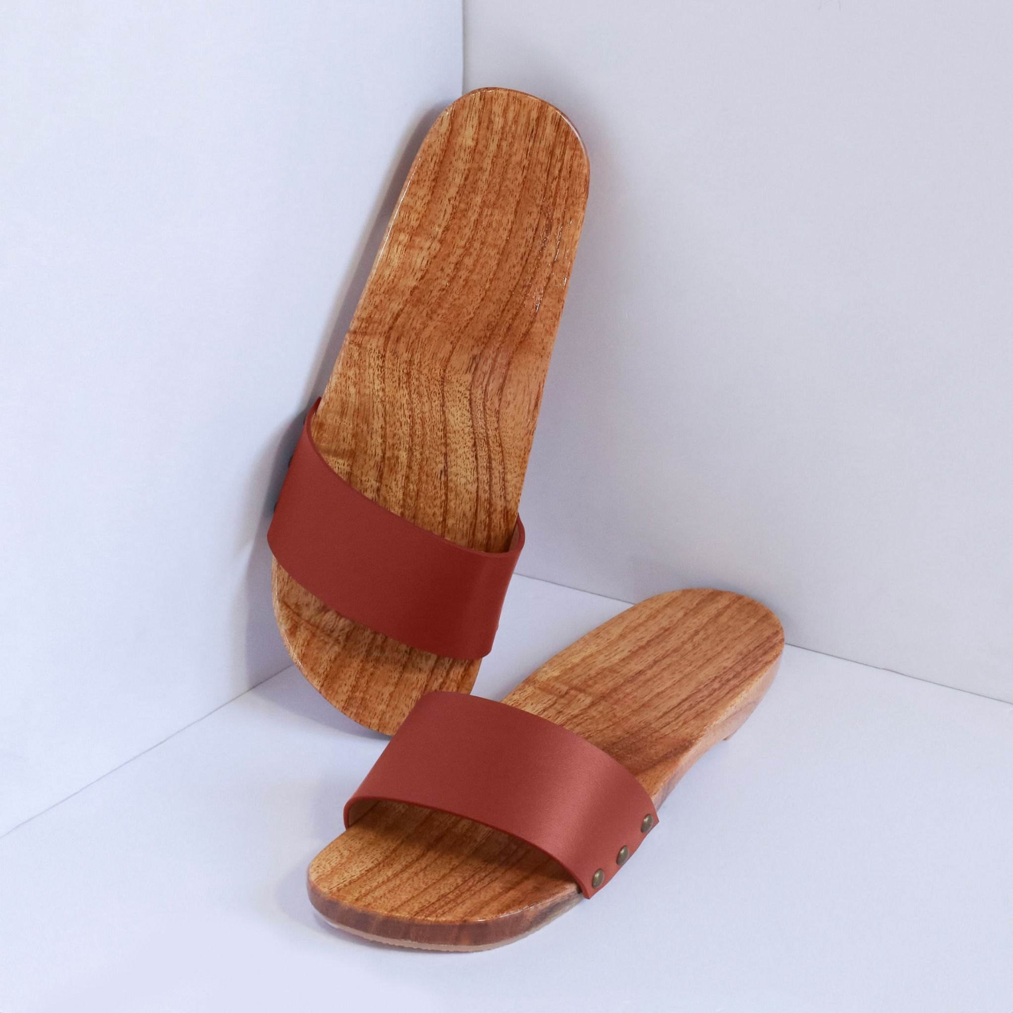 Guốc 2F B184