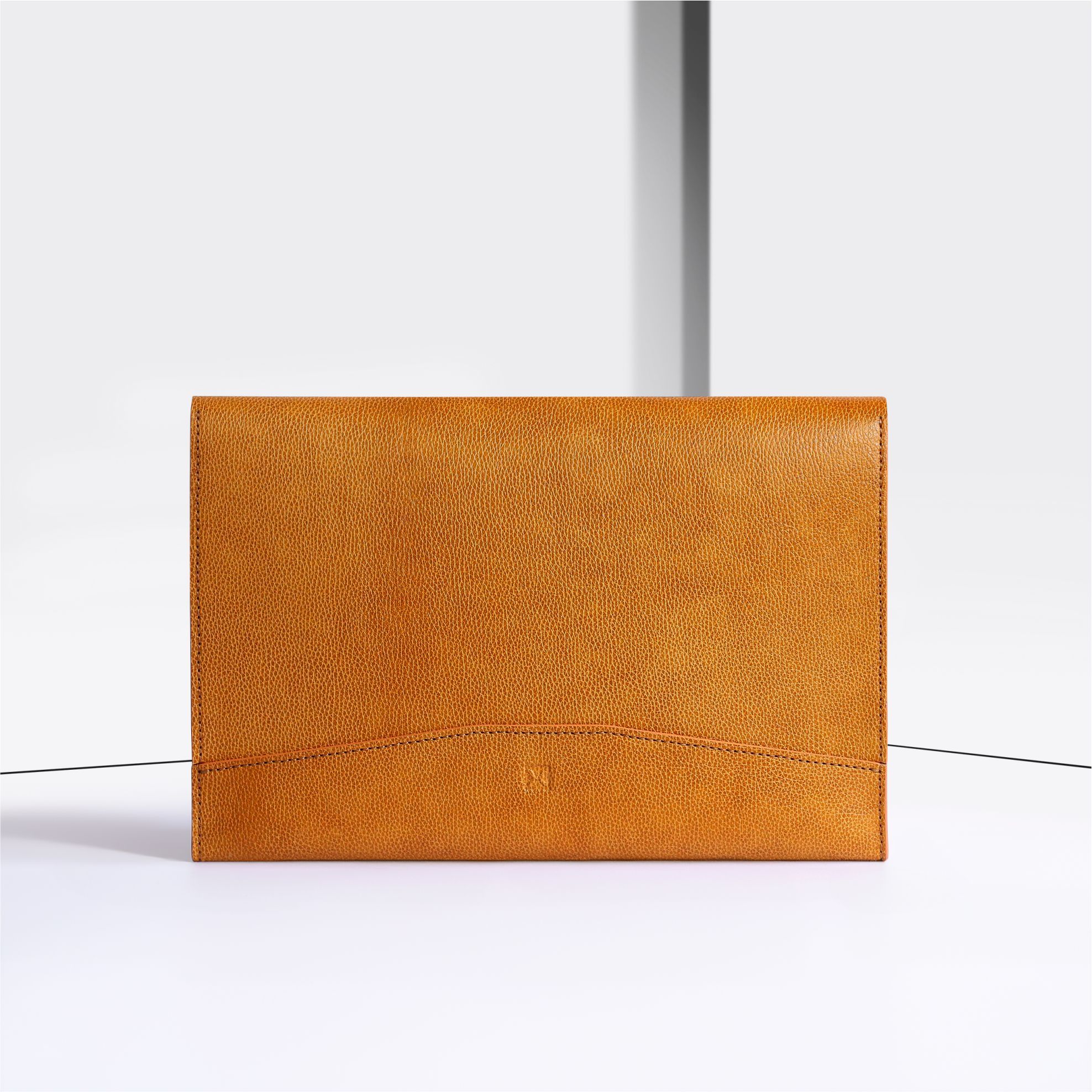 The Cover 13 B195