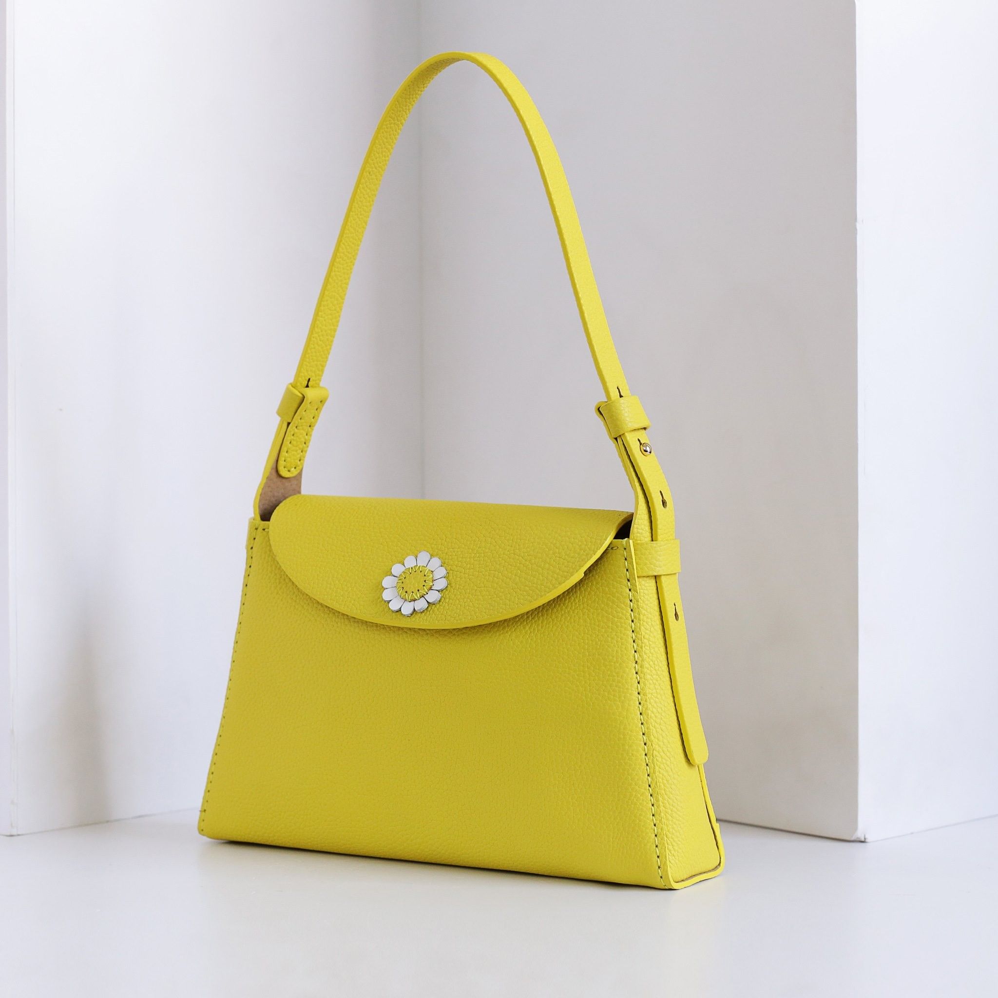 Túi Dozza V125-PK Daisy