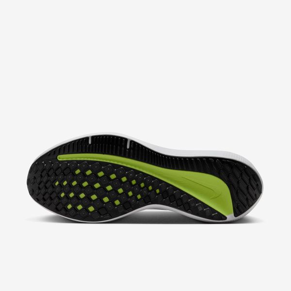  Nike Winflo 10 - Black / Volt 