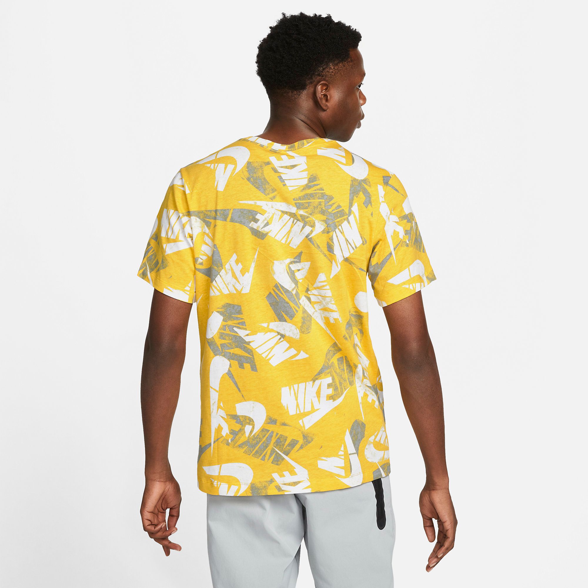 Nike Sportswear Printed T-Shirt - Yellow