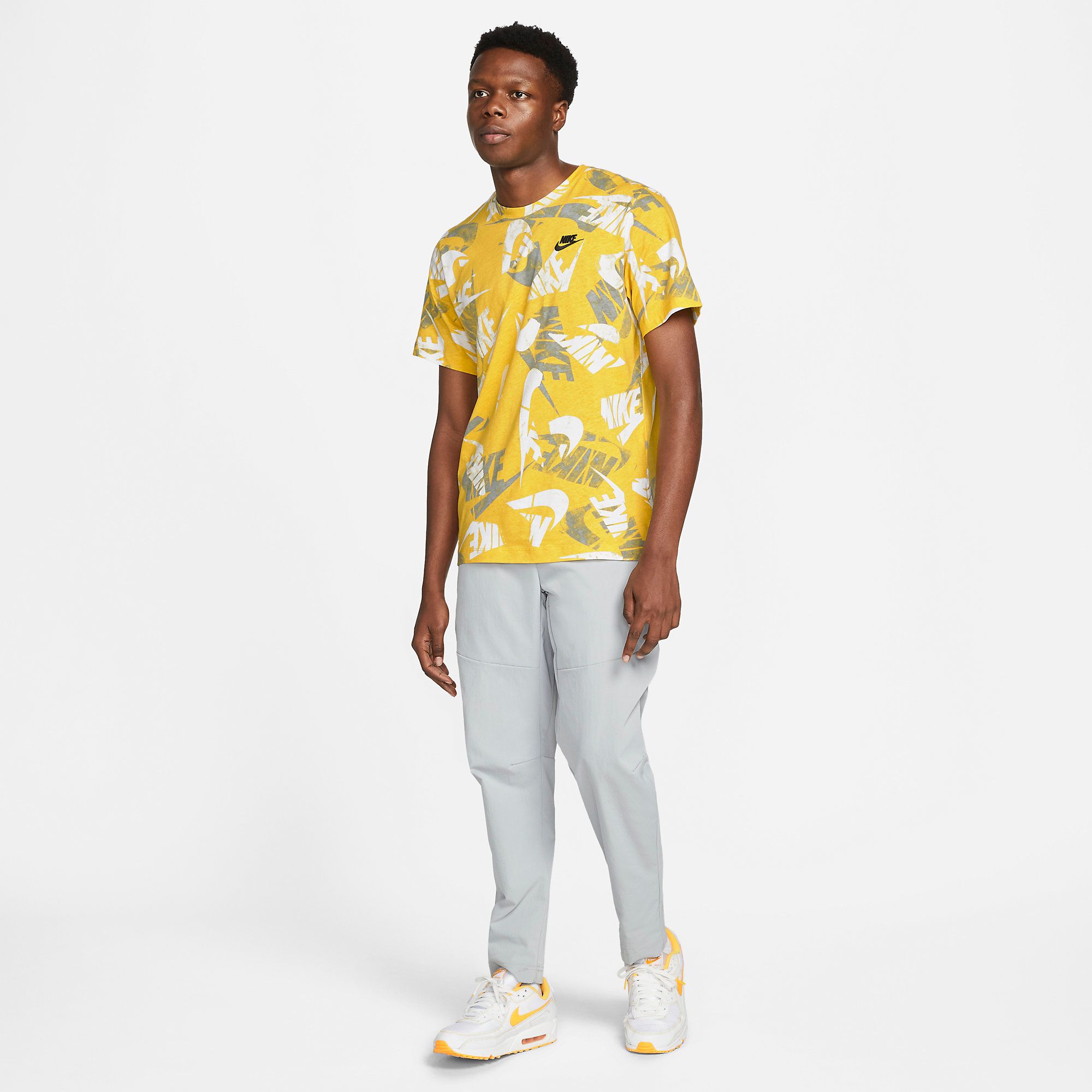 Nike Sportswear Printed T-Shirt - Yellow