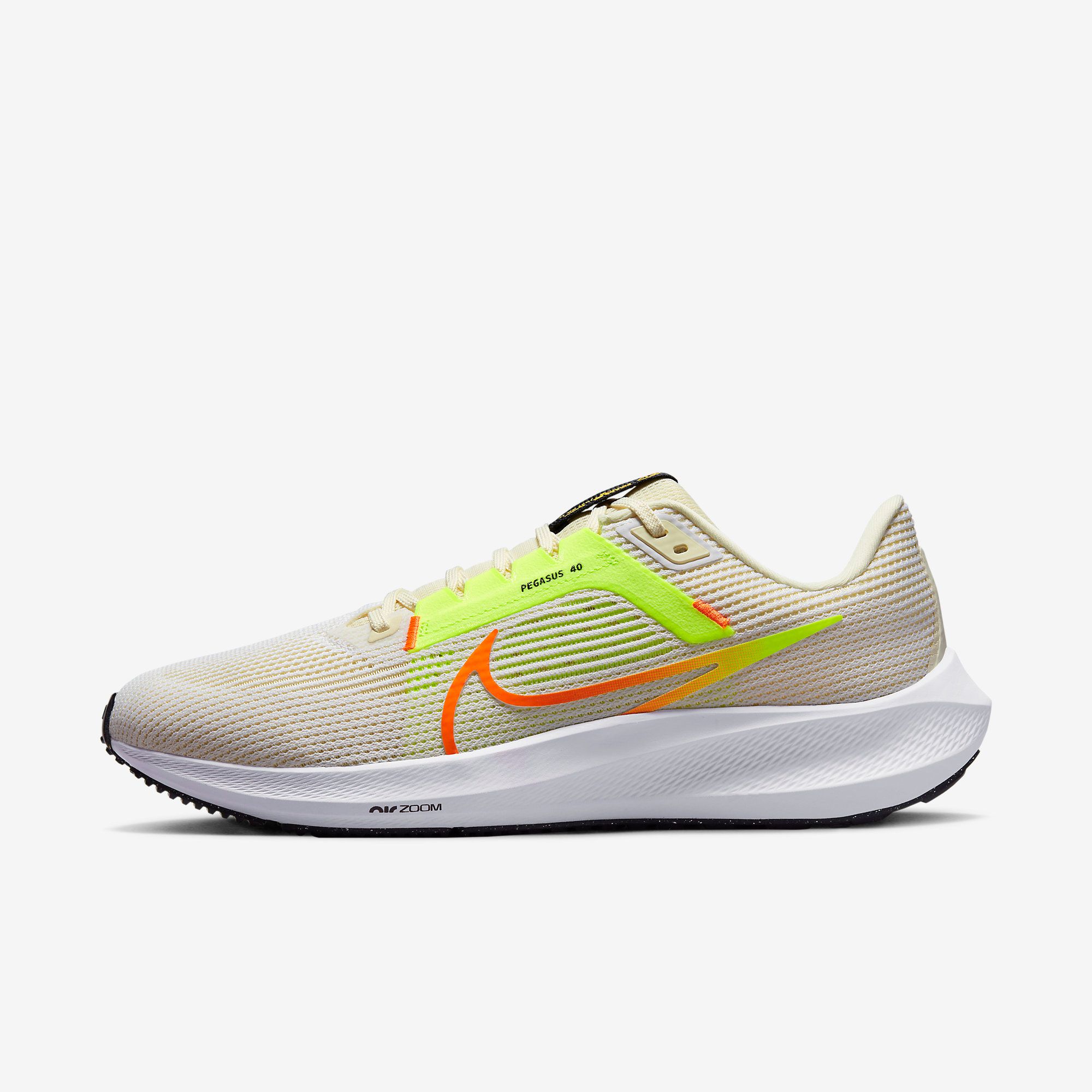  Nike Pegasus 40 - Coconut Milk / Volt 