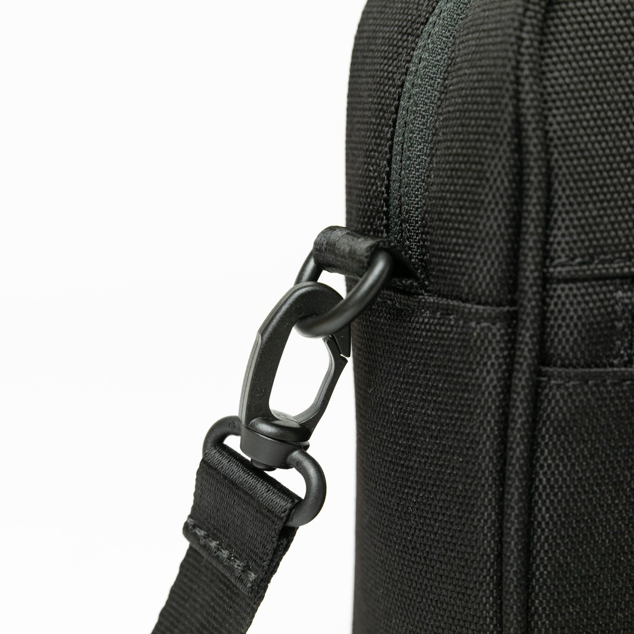  New Era Square 1.5L Shoulder Bag - Black 