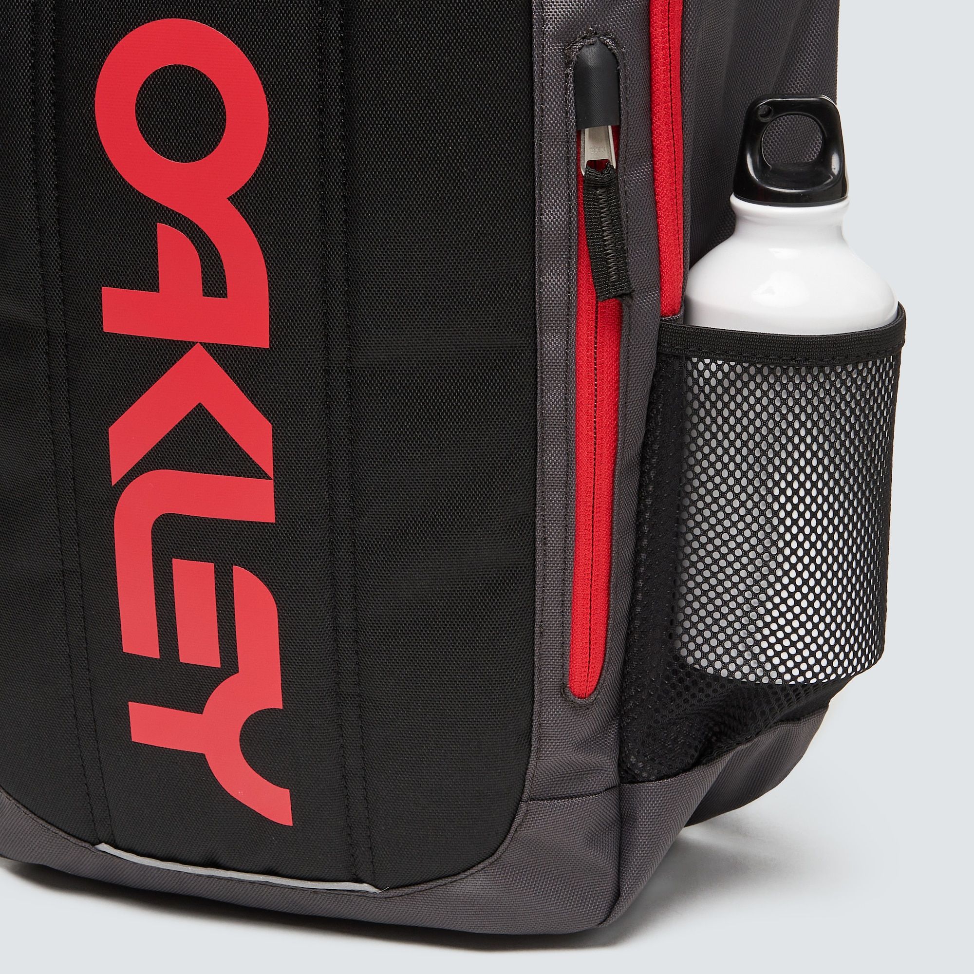 Oakley Enduro 20L 3.0 - Forged Iron/Redline
